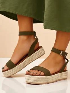 Sandały Na Koturnie^Royalfashion Damskie sandały na platformie Finna zielony