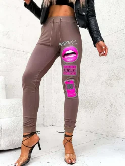 Spodnie Dresowe^Royalfashion Damskie spodnie dresowe z ozdobnym printem brązowy