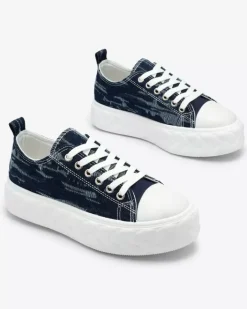 Trampki^Royalfashion Granatowe damskie jeansowe trampki z przetarciami Nerolera Granatowy