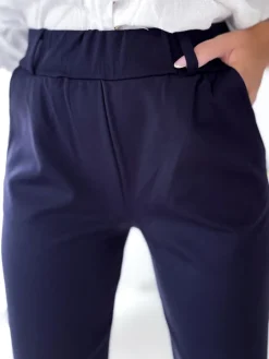 Legginsy / Tregginsy^Royalfashion Granatowe damskie spodnie typu tregginsy Granatowy