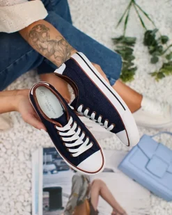 Trampki^Royalfashion Granatowe damskie trampki Gumpy Granatowy