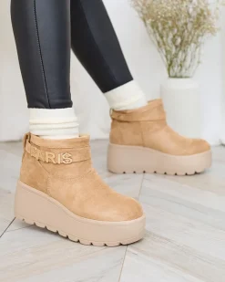 Śniegowce^Royalfashion Jasnobrązowe damskie buty a'la śniegowce z ozdobą Parisela brązowy