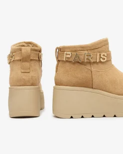 Śniegowce^Royalfashion Jasnobrązowe damskie buty a'la śniegowce z ozdobą Parisela brązowy