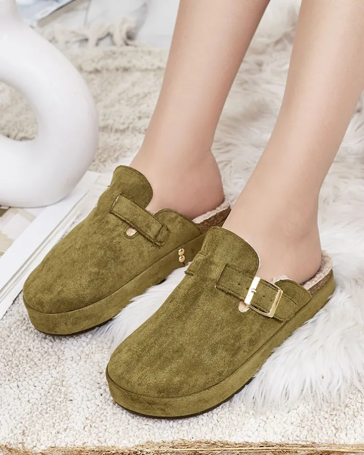 Kapcie^Royalfashion Kapcie damskie z kożuszkiem i klamrą Kajis zielony