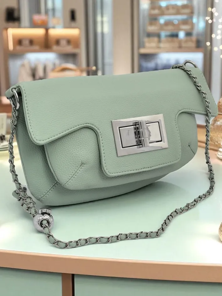 Małe Torebki^Royalfashion Kopertowa torebka damska Aurelia Classico zielony