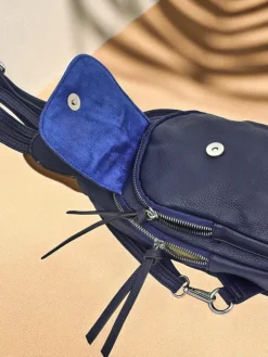 Plecaki|Nerki I Saszetki^Royalfashion Mała damska saszetka na jedno ramię Aurelia Napoli Granatowy