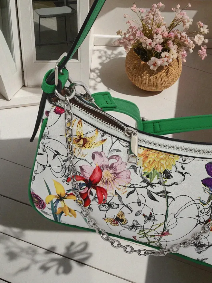 Małe Torebki^Royalfashion Mała damska torebka z eko skóry w kwiaty Lily Bloom zielony