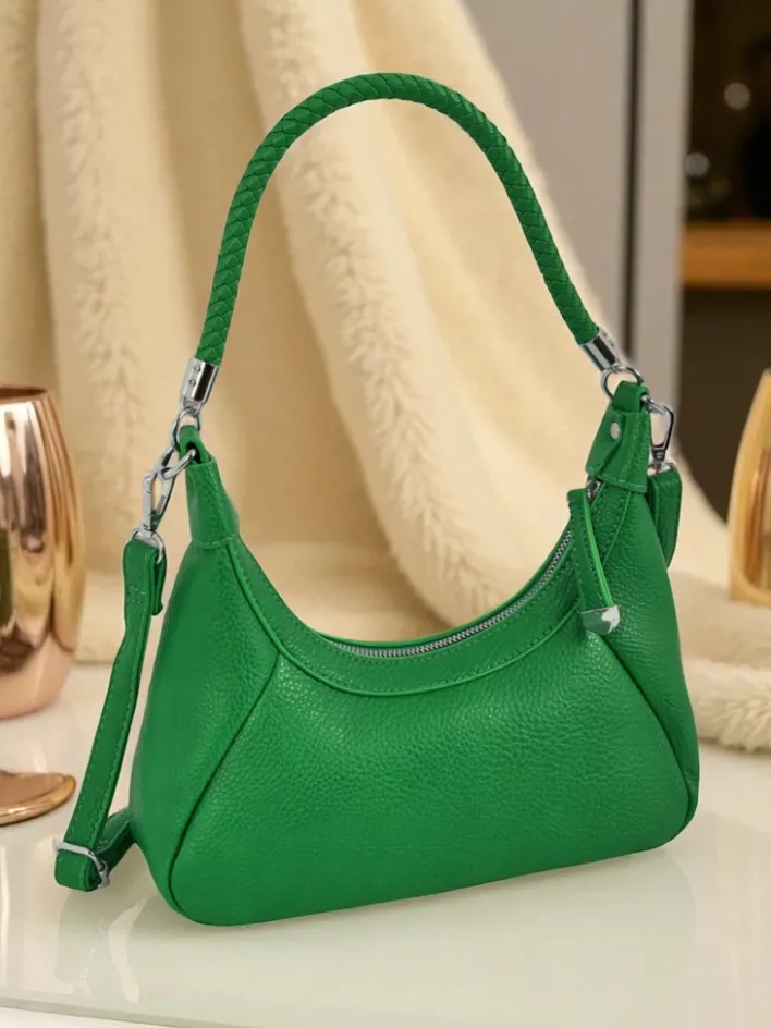 Małe Torebki^Royalfashion Mała damska torebka z eko skóry z ozdobnym paseczkiem Lacquea zielony