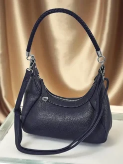 Małe Torebki^Royalfashion Mała damska torebka z eko skóry z ozdobnym paseczkiem Lacquea Granatowy