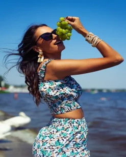 Komplety Damskie^Royalfashion Miętowy damski komplet z printem w kwiaty zielony