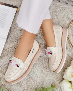 Półbuty|Mokasyny Na Płaskiej Podeszwie^Royalfashion Mokasyny z kolorowymi kamyczkami Restea krem