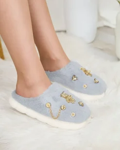 Kapcie^Royalfashion Niebiesko - szare damskie futrzane kapcie z ozdobami Erserra Ecru
