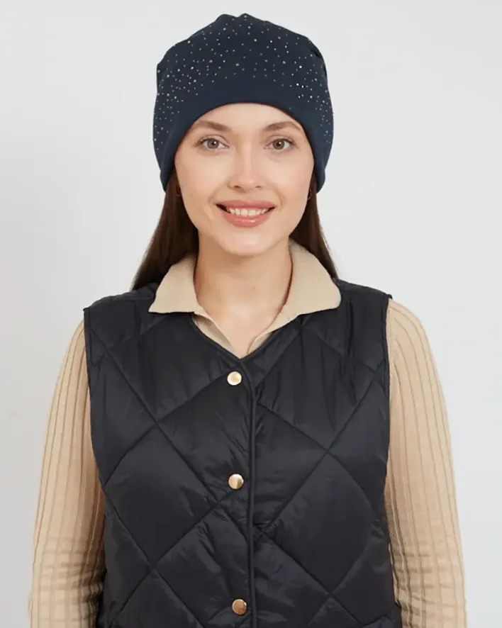 Czapki I Kapelusze^Royalfashion Ocieplana damska czapka z cyrkoniami Granatowy