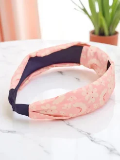 Akcesoria Do Włosów^Royalfashion Opaska do włosów z pleceniem w kwiaty Florinda różowy