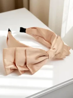 Akcesoria Do Włosów^Royalfashion Opaska do włosów satynowa z kokardką Celine beżowy