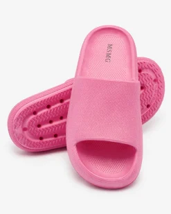 Klapki Basenowe^Royalfashion Różowe damskie gumowe klapki z tłoczeniem Okeris różowy