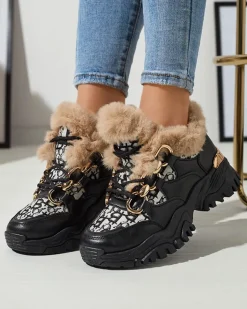 Śniegowce|Sneakersy^Royalfashion Sportowe buty damskie z futerkiem w kolorze m Reyma czarny