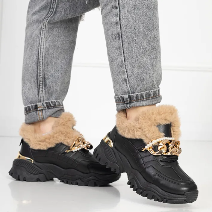 Śniegowce|Ocieplane^Royalfashion Sportowe czarne buty damskie z futerkiem Flixis czarny