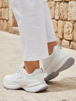 Ugc|Sneakersy^Royalfashion Sportowe sneakersy damskie na grubszej podeszwie Roality biały