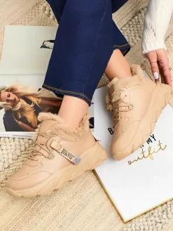 Śniegowce|Ocieplane^Royalfashion Sportowe sneakersy damskie z futerkiem Nonuas