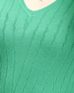 Swetry^Royalfashion Sweter damski z dekoltem w serek w kolorze m zielony