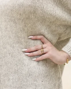 Swetry^Royalfashion Szary damski długi sweter oversize gołębi szary