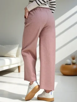 Spodnie Materiałowe|Spodnie Dresowe^Royalfashion Wiskozowe szerokie spodnie damskie dresowe jasny brązowy