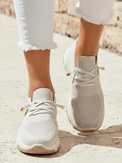 Ugc|Sportowe^Royalfashion Wsuwane damskie materiałowe buty sportowe Teletta beżowy