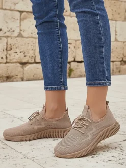 Ugc|Sportowe^Royalfashion Wsuwane damskie materiałowe buty sportowe Royaletta brązowy