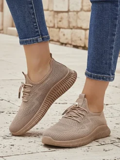 Ugc|Sportowe^Royalfashion Wsuwane damskie materiałowe buty sportowe Royaletta brązowy