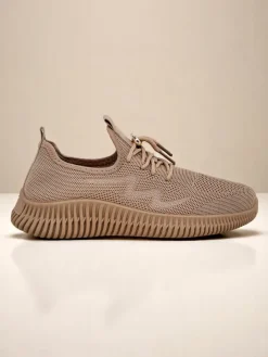 Ugc|Sportowe^Royalfashion Wsuwane damskie materiałowe buty sportowe Royaletta brązowy