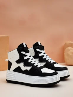 Sneakersy^Royalfashion Wysokie damskie buty sportowe Quiedy czarny