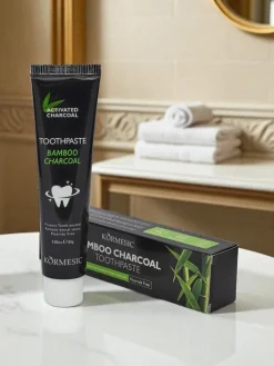 Higiena I Zdrowie^Royalfashion Wybielająca pasta do zębów z węglem bambusowym